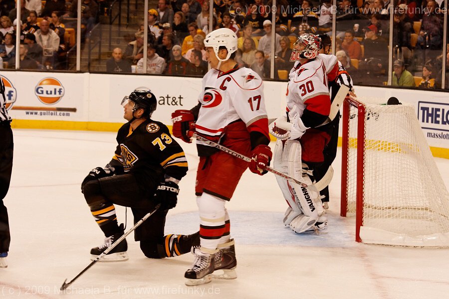 3.10.2009 Bruins - Hurricanes NHL