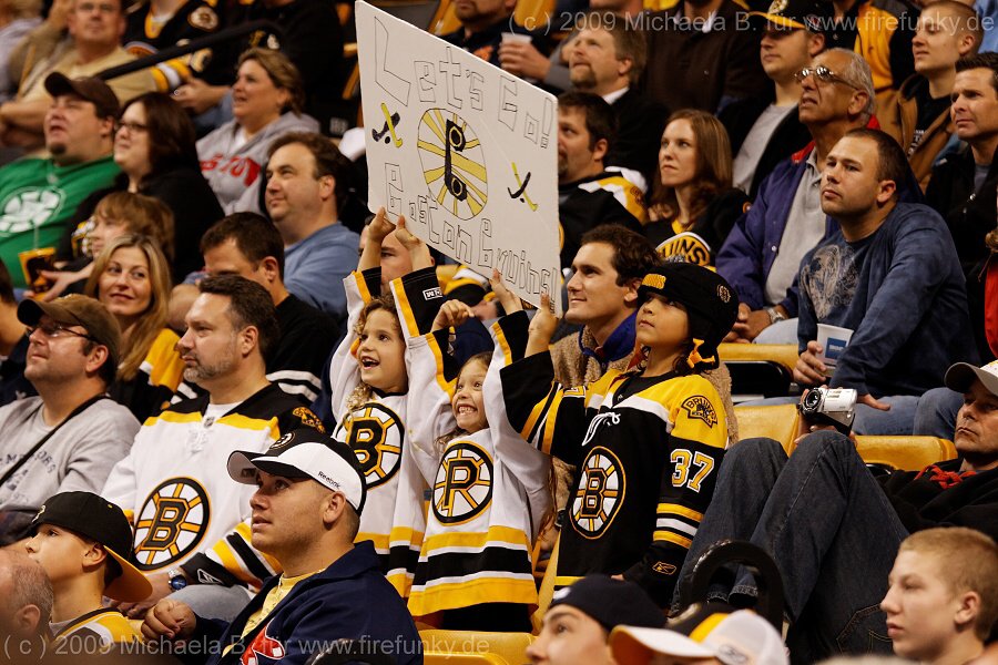 3.10.2009 Bruins - Hurricanes NHL